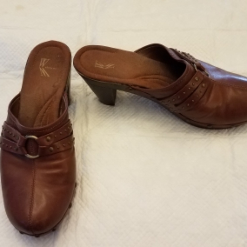 WHITE MTN "Priscilla" clogs mules leather sz 10M!